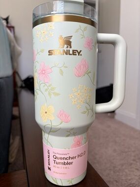 Stanley Quencher H2.0 Tumbler - spring blossom 40oz